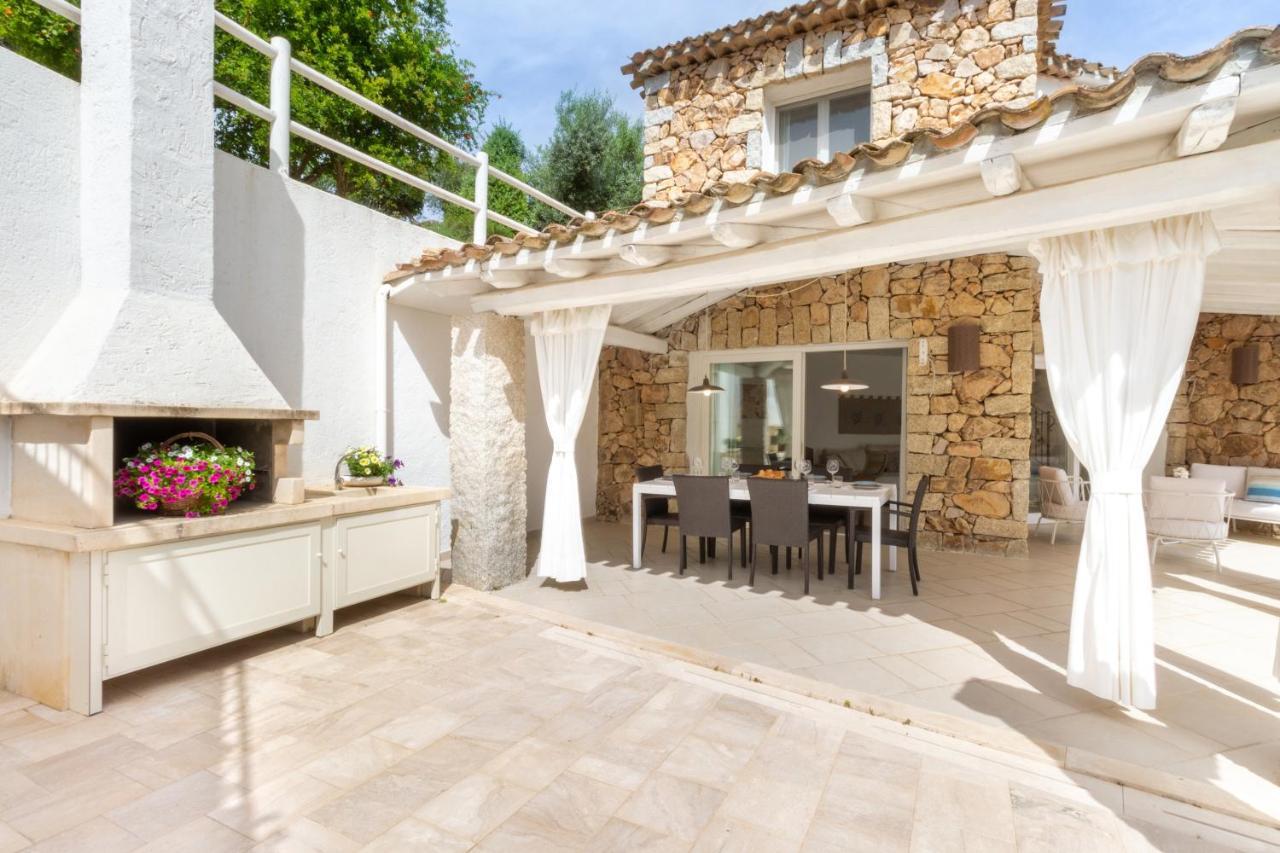 Villa Ginestra Con Piscina E Giardino Privato A 500 Mt Dal Mare Castiadas Exterior photo