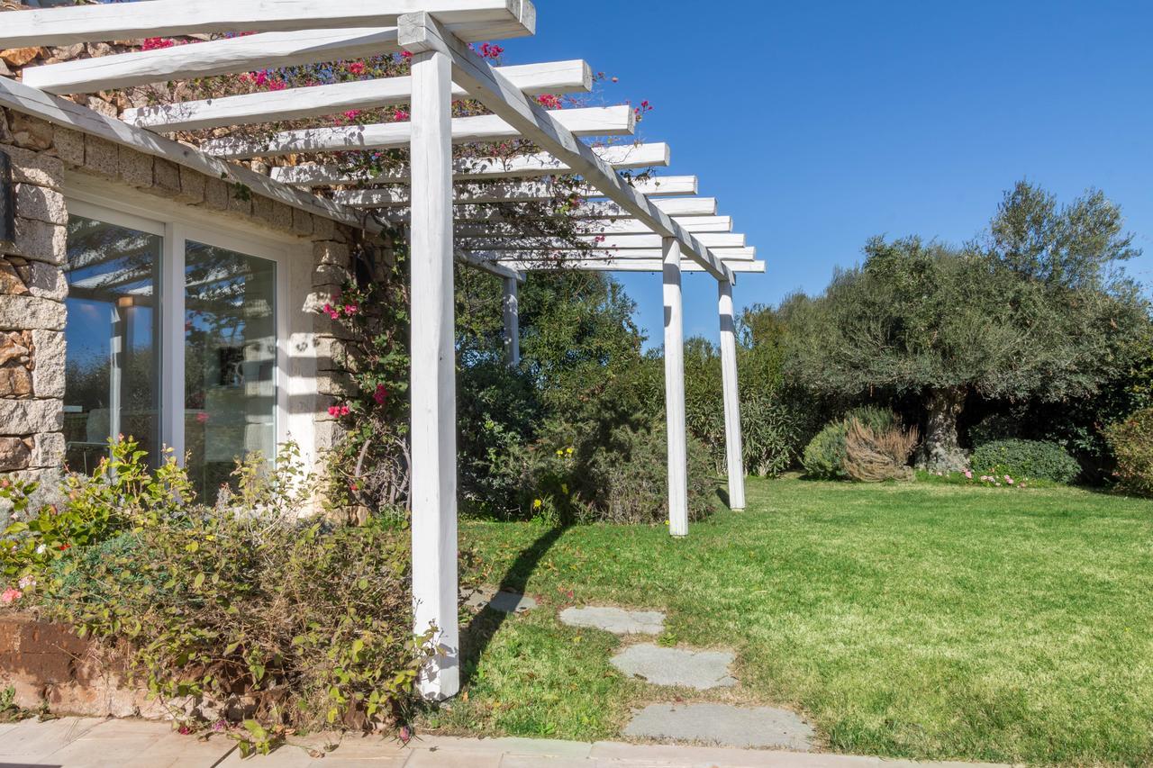 Villa Ginestra Con Piscina E Giardino Privato A 500 Mt Dal Mare Castiadas Exterior photo